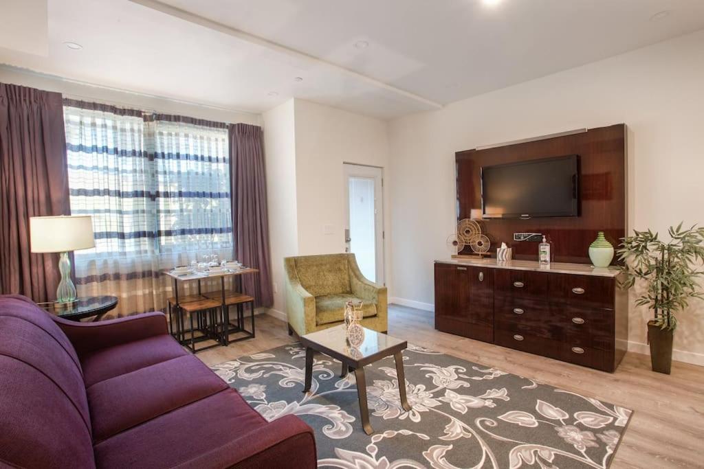 1-Bedroom With Cali King Size Bed In San Diego Eksteriør bilde
